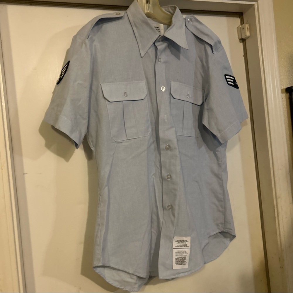 Men's Light Blue Short Sleeve Dress Shirt